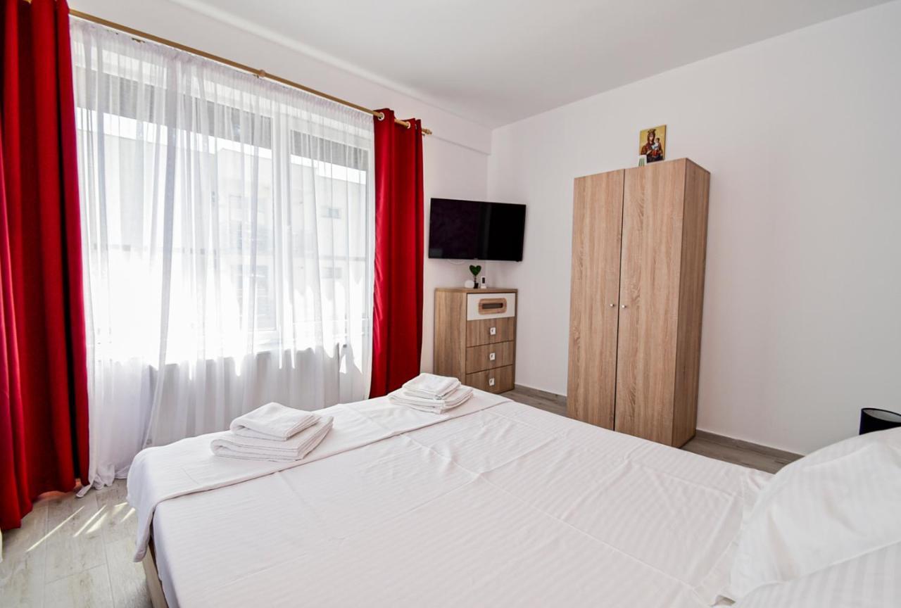 דירות Năvodari Sea View Astoria By Sunny Mamaia מראה חיצוני תמונה
